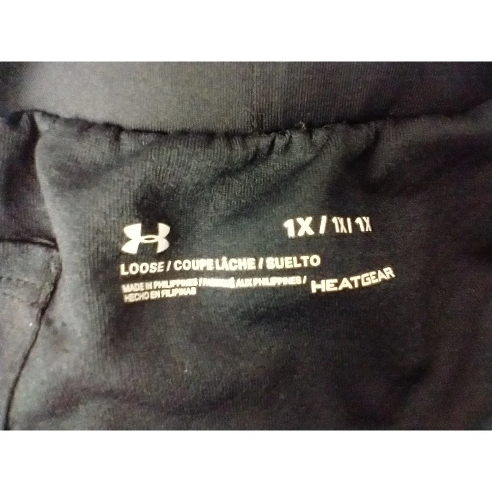 Under Armour HeatGear Women 1X Pink Black Striped Lined Running Shorts‎ Loose